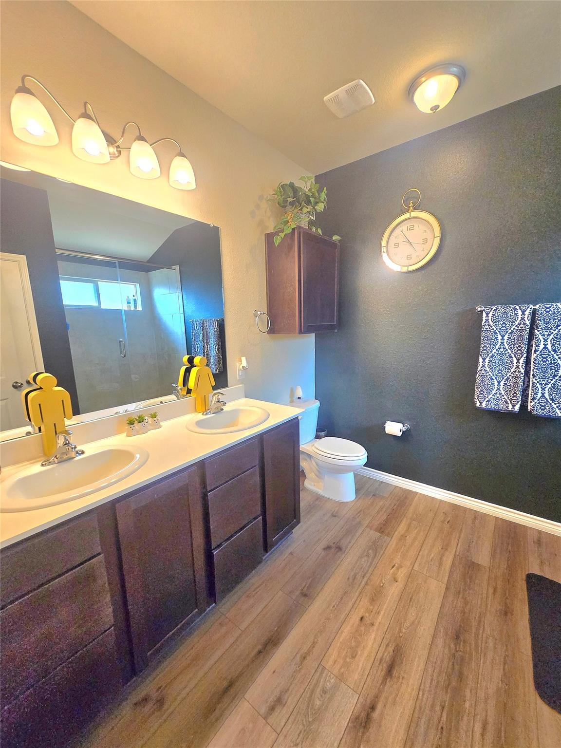 2310 Three Wood Way, Navasota, TX 77868