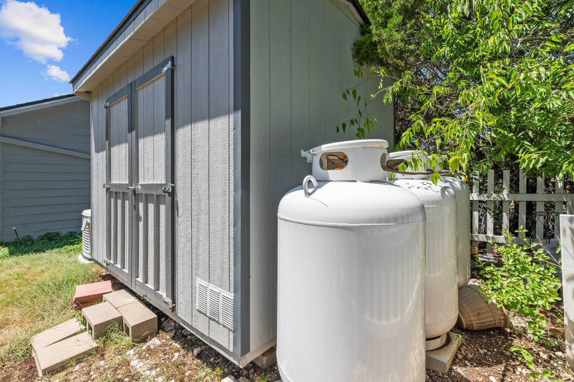 289 Heatherwood Dr, Driftwood, TX 78619