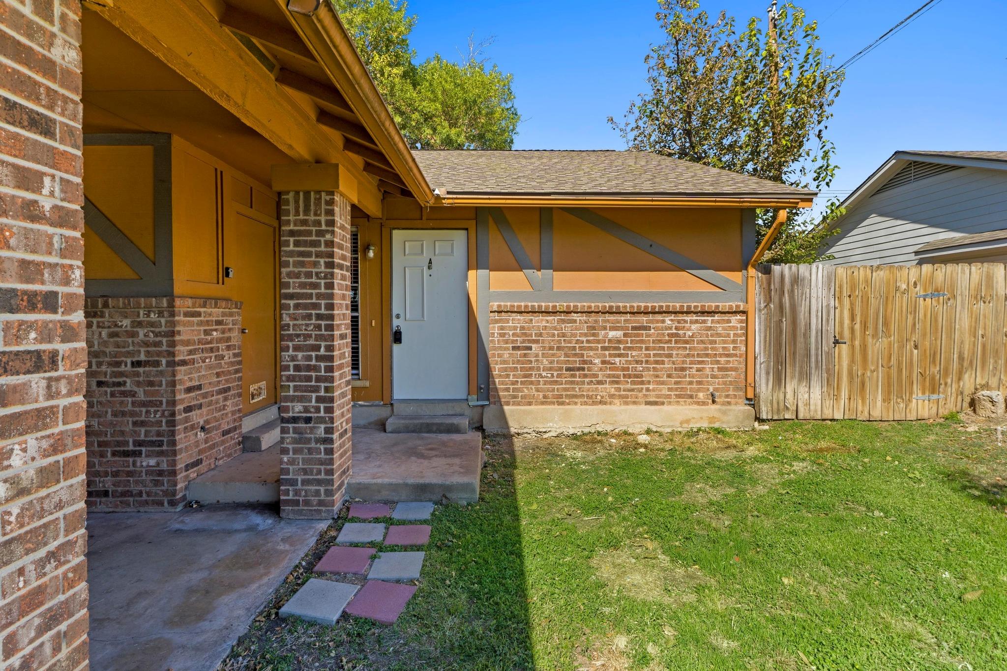 1914 Nicole Cir # A, Round Rock, TX 78664