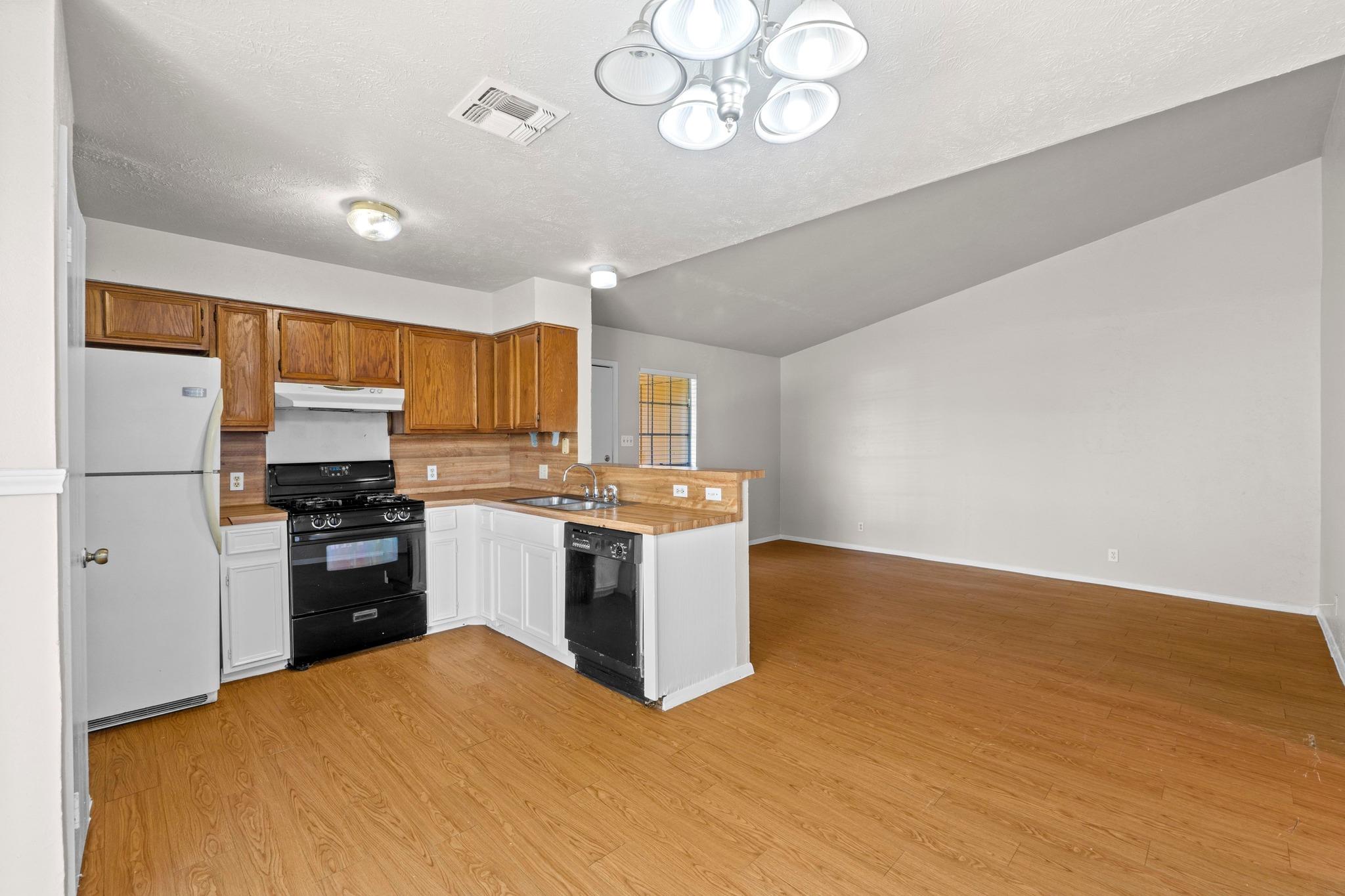 1914 Nicole Cir # A, Round Rock, TX 78664