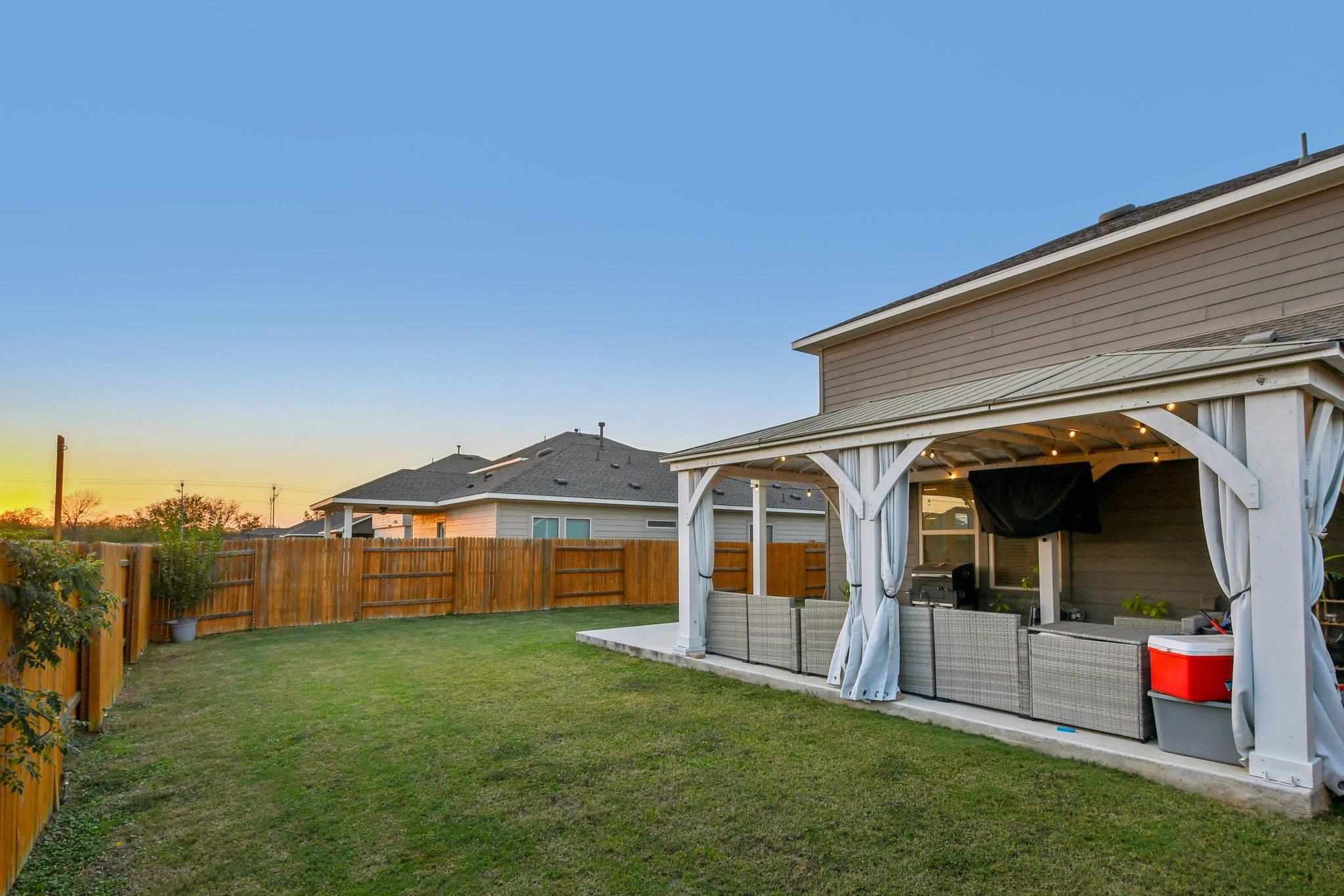 237 Driftwood Ln, Bastrop, TX 78602