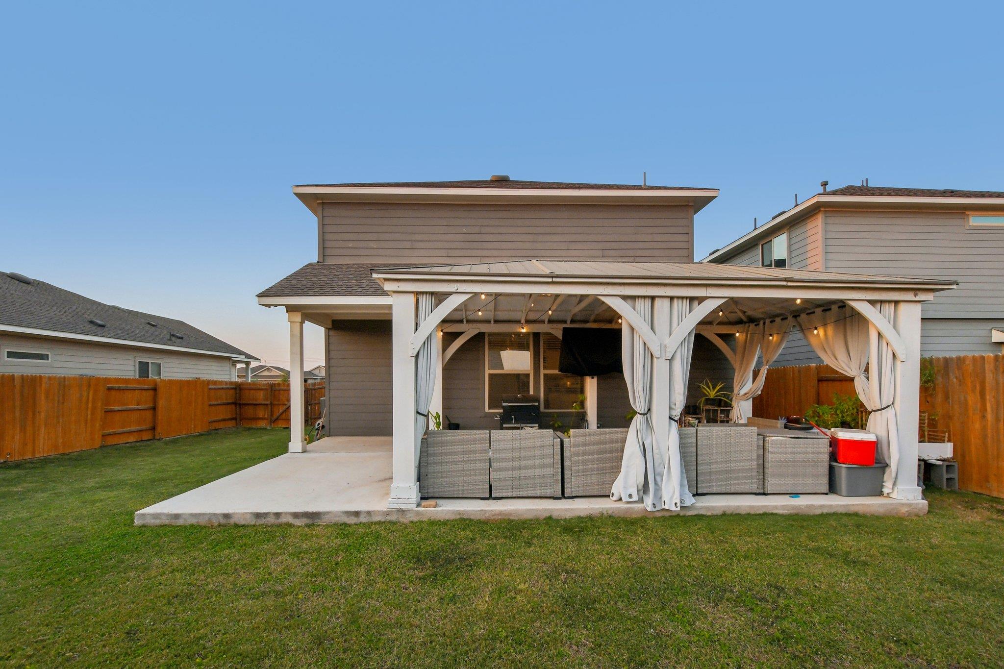 237 Driftwood Ln, Bastrop, TX 78602