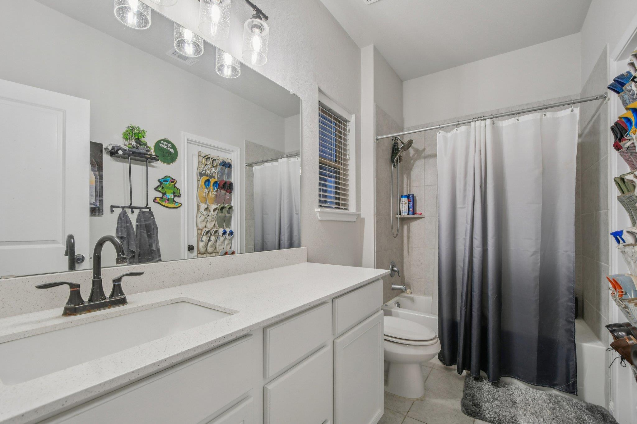 237 Driftwood Ln, Bastrop, TX 78602