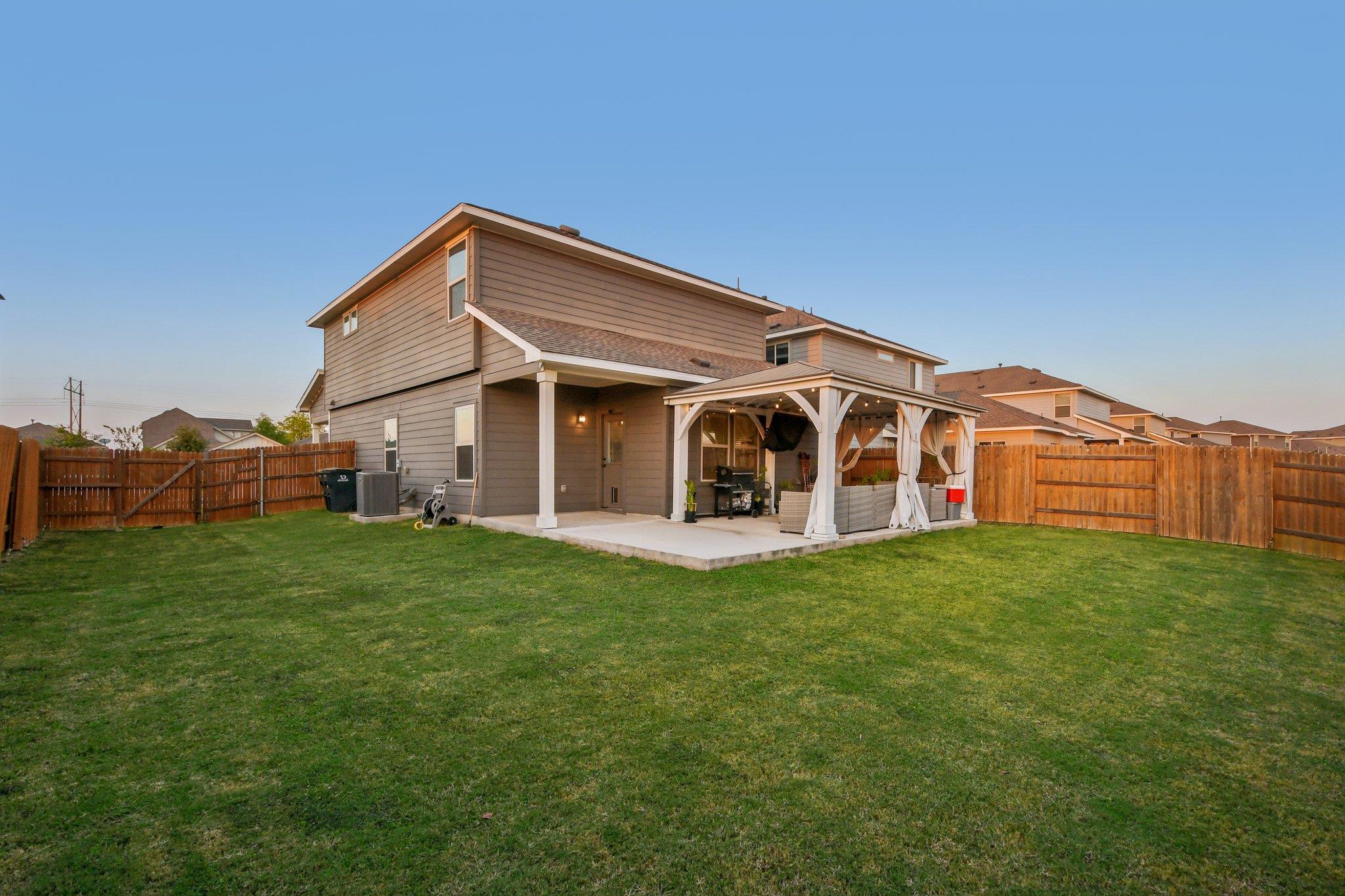 237 Driftwood Ln, Bastrop, TX 78602