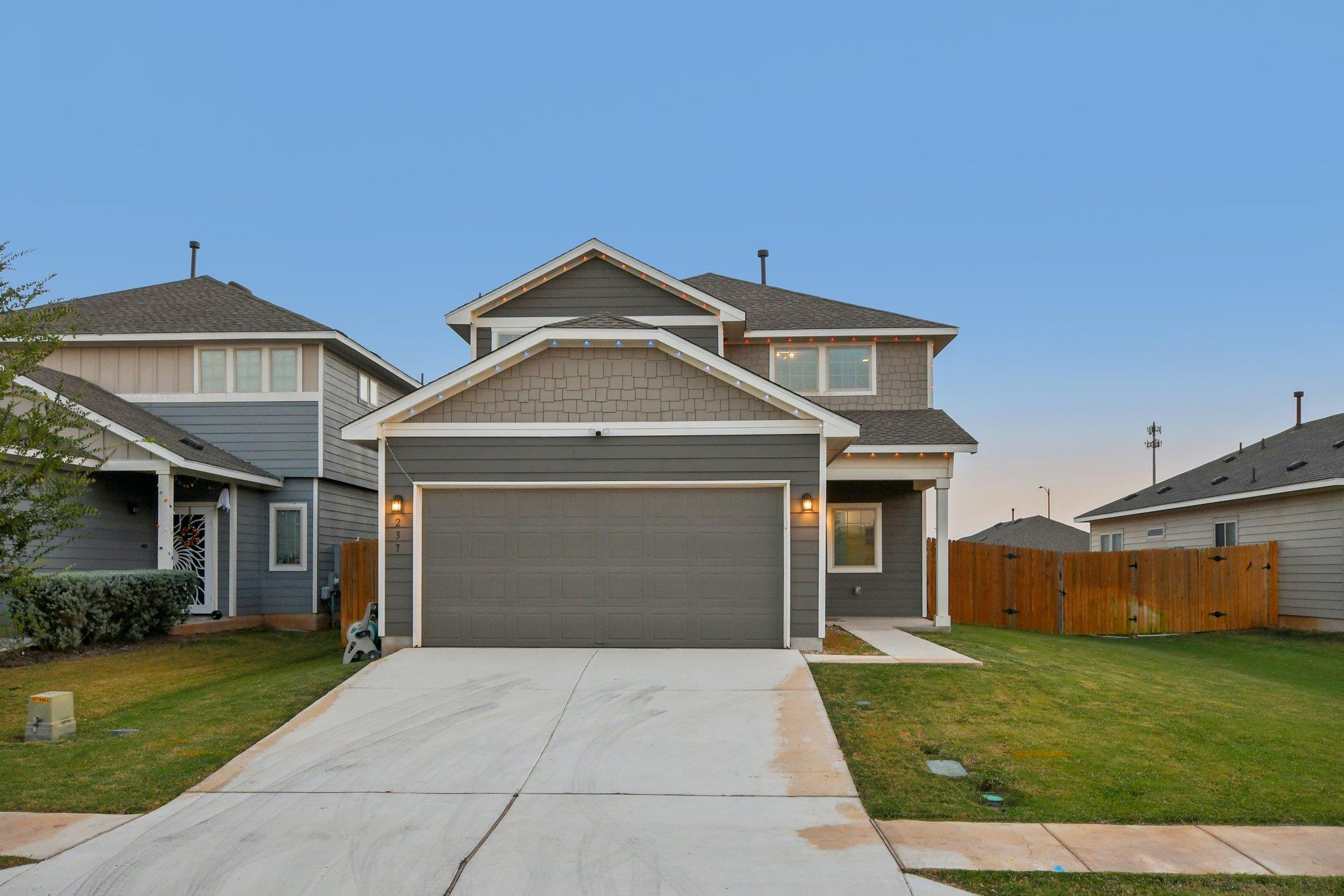 237 Driftwood Ln, Bastrop, TX 78602