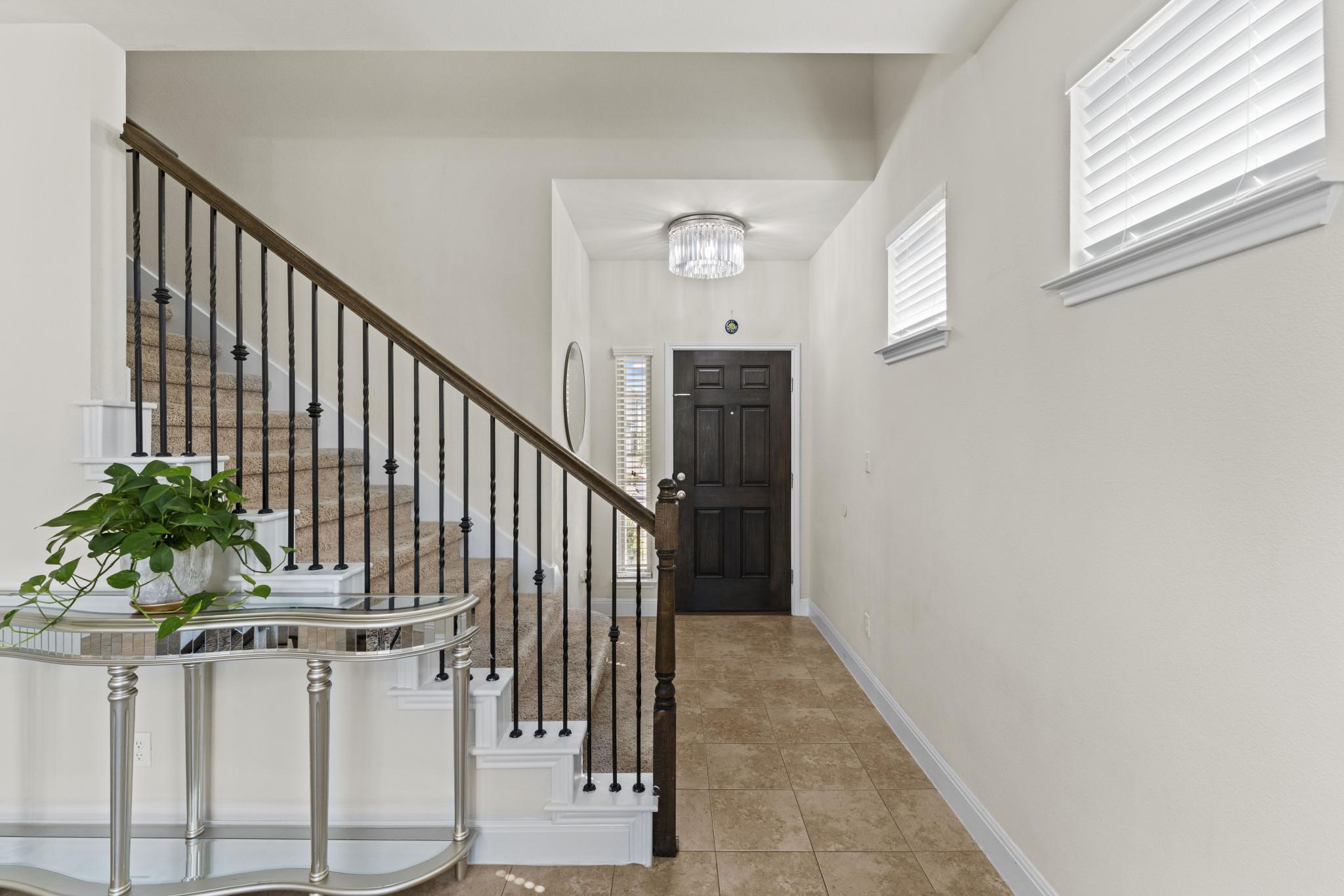 3651 Sandy Brook Dr # 202, Round Rock, TX 78665