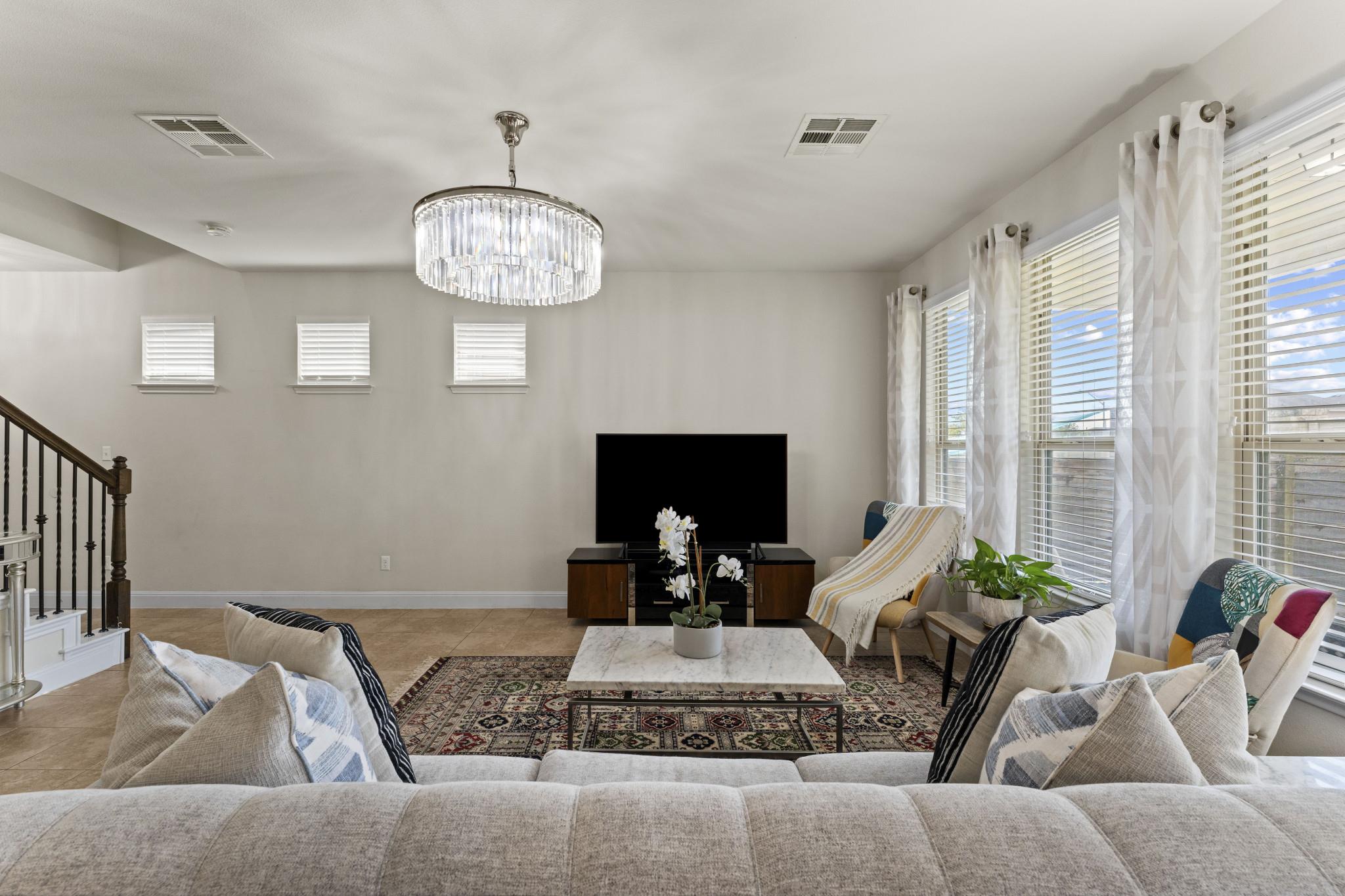 3651 Sandy Brook Dr # 202, Round Rock, TX 78665