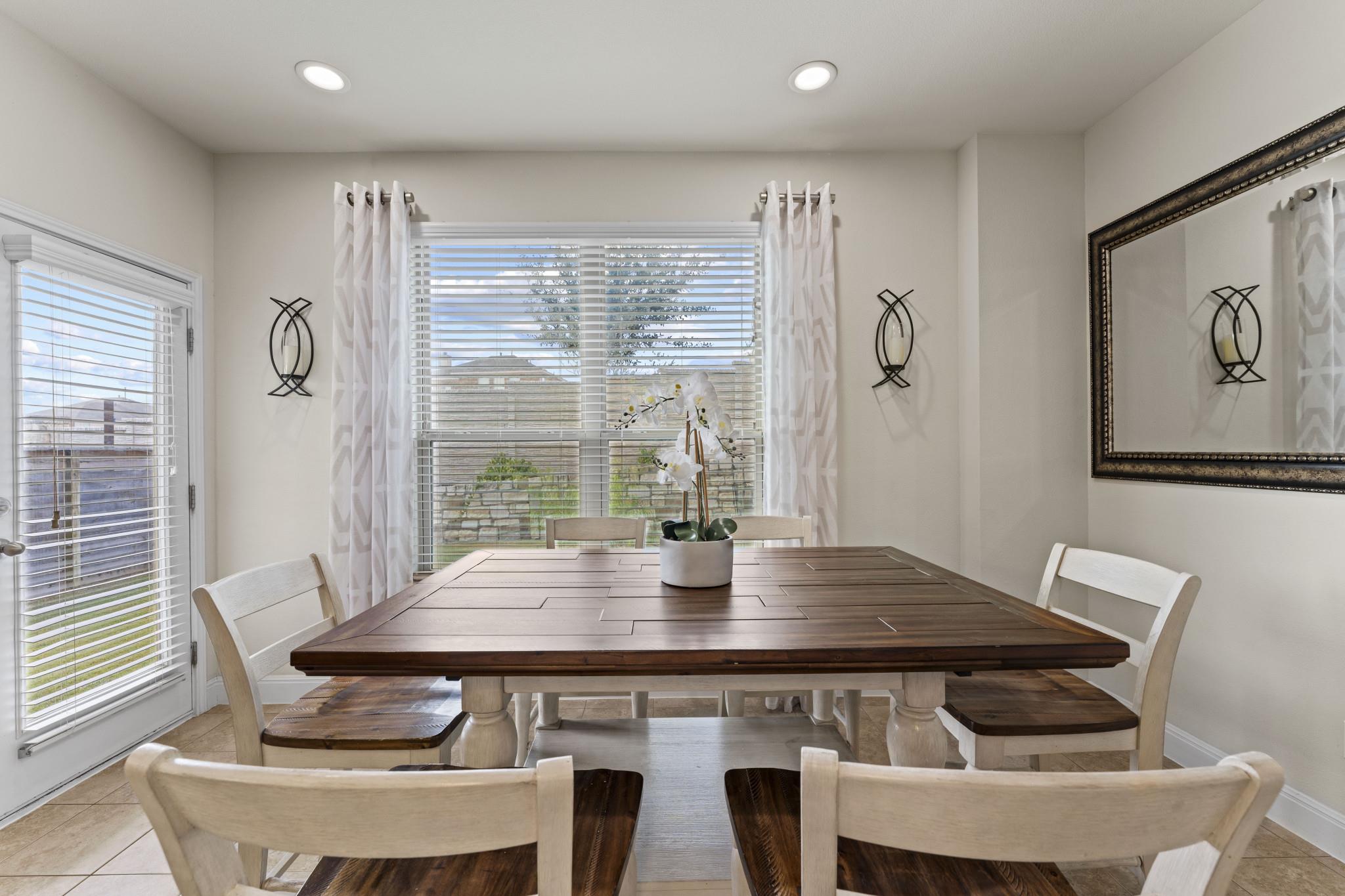 3651 Sandy Brook Dr # 202, Round Rock, TX 78665