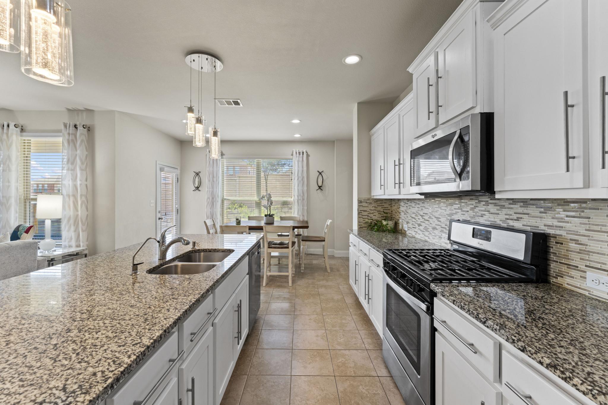 3651 Sandy Brook Dr # 202, Round Rock, TX 78665