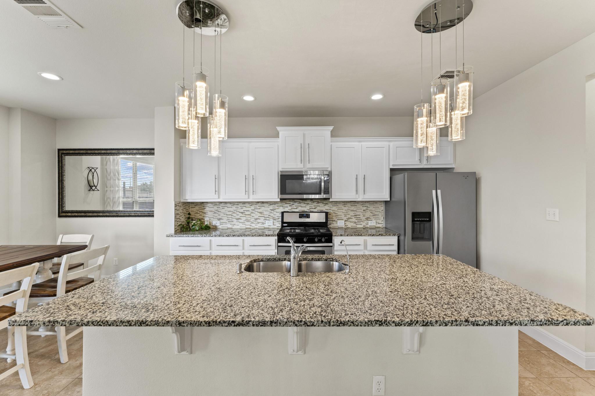 3651 Sandy Brook Dr # 202, Round Rock, TX 78665