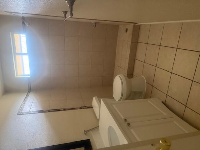 908 Guadalupe St, Lockhart, TX 78644