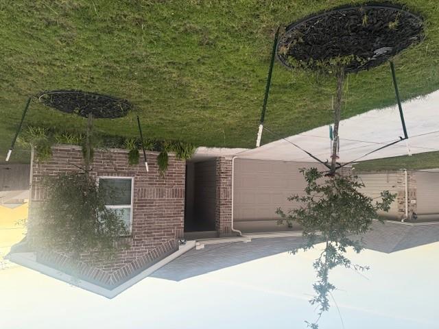 307 Abbey Ln, Lockhart, TX 78644