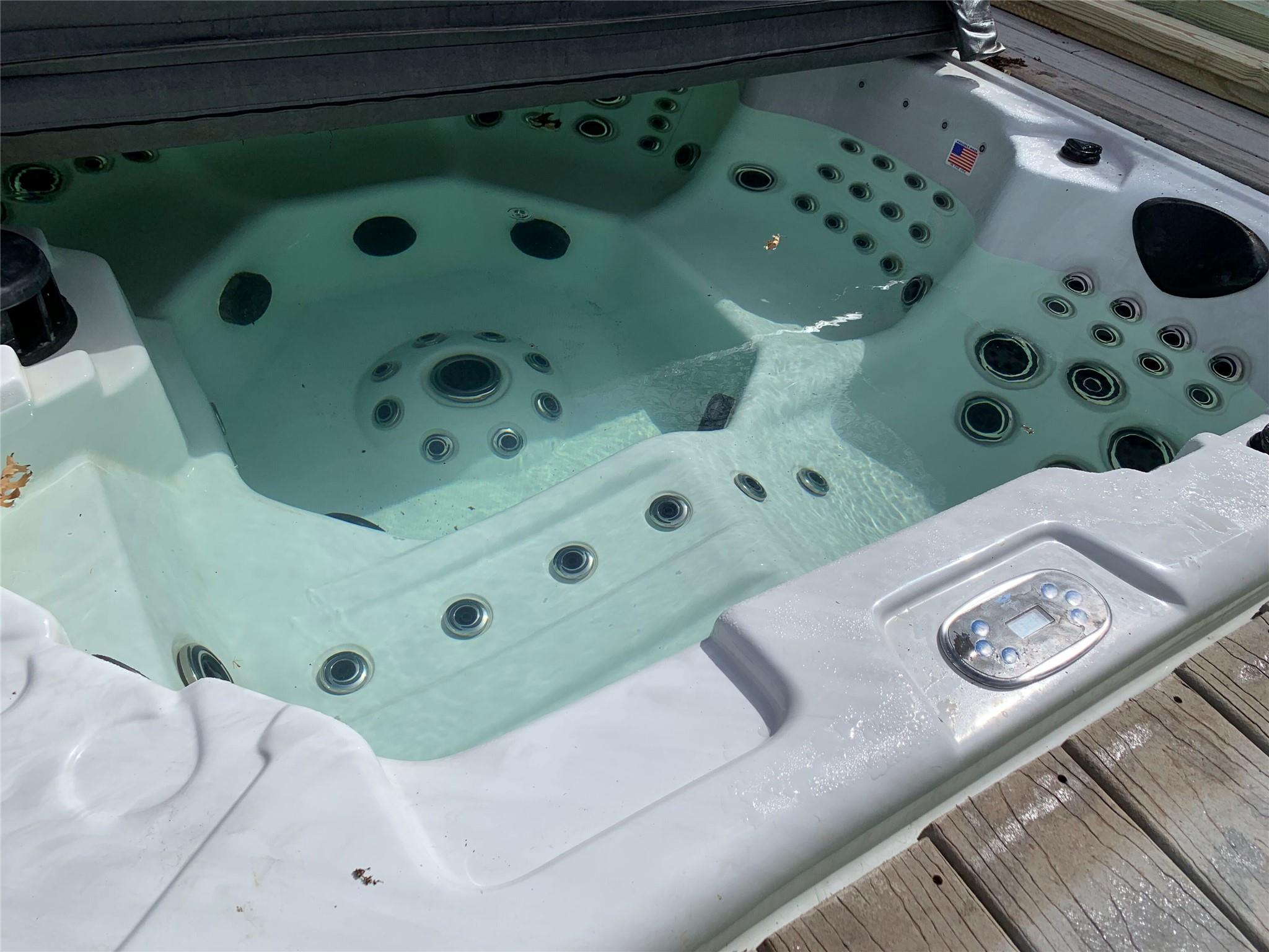 1713 Aztec Trl, Kingsland, TX 78639