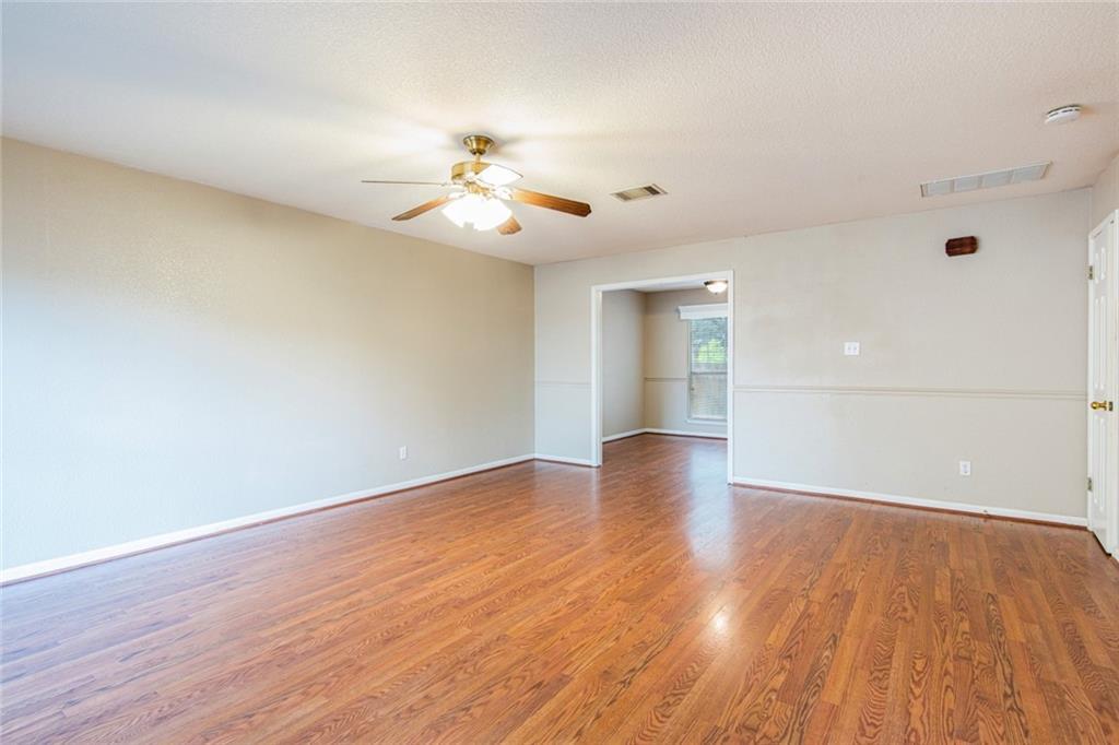 1010 Laurelleaf Dr, Pflugerville, TX 78660