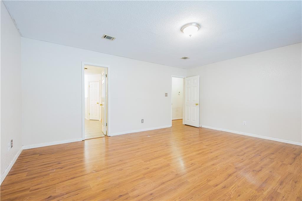 1010 Laurelleaf Dr, Pflugerville, TX 78660