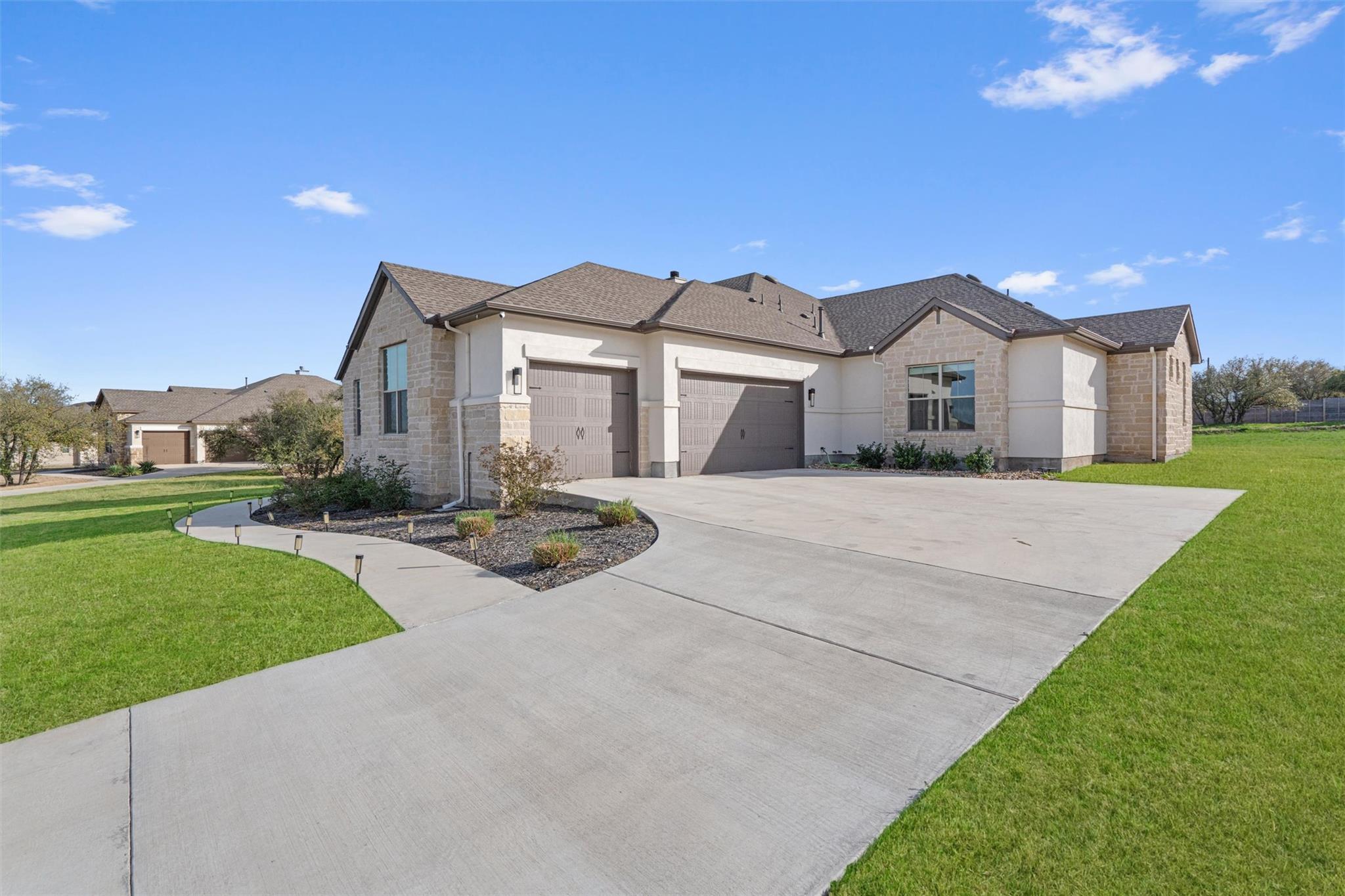 264 Wellborn Rd, Liberty Hill, TX 78642