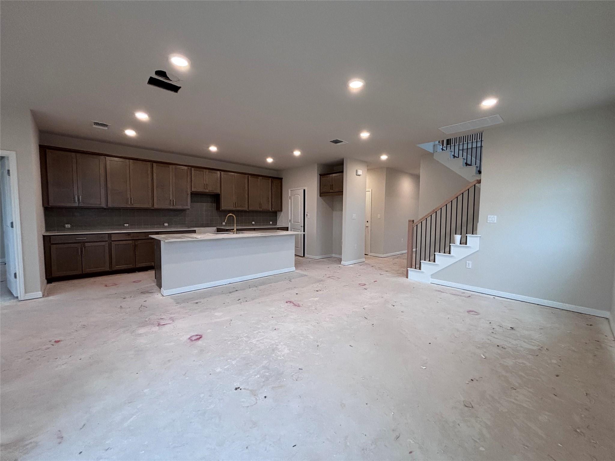 104 Coleto Trl, Bastrop, TX 78602