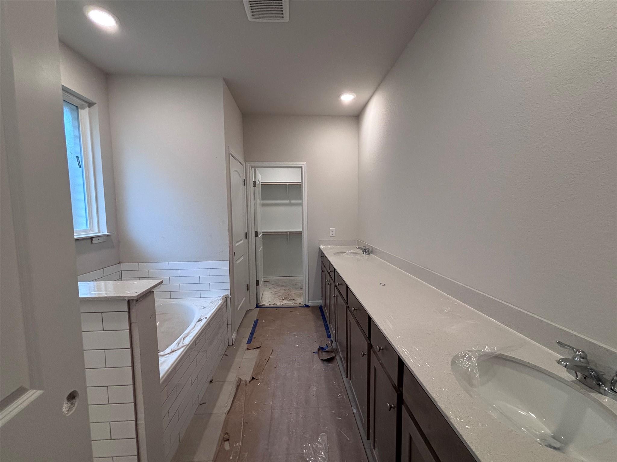 104 Coleto Trl, Bastrop, TX 78602