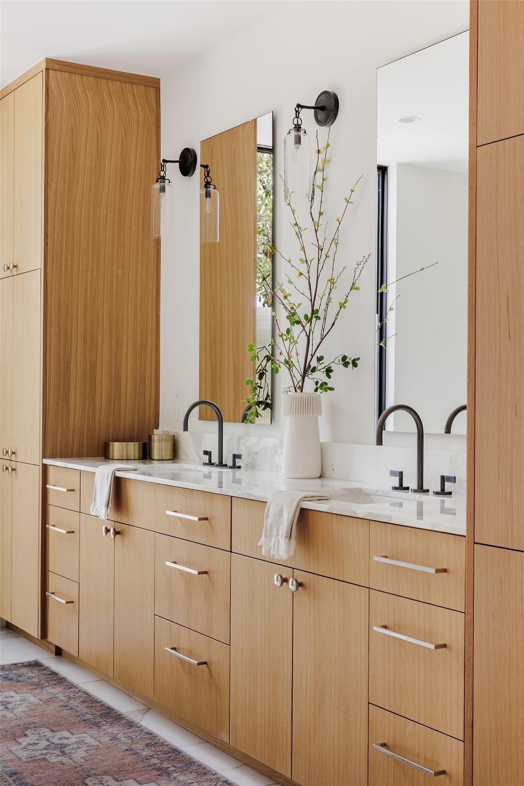 1701 Bartoncliff Dr, Austin, TX 78704