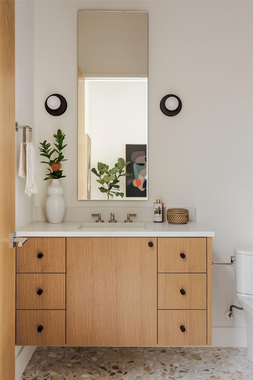 1701 Bartoncliff Dr, Austin, TX 78704