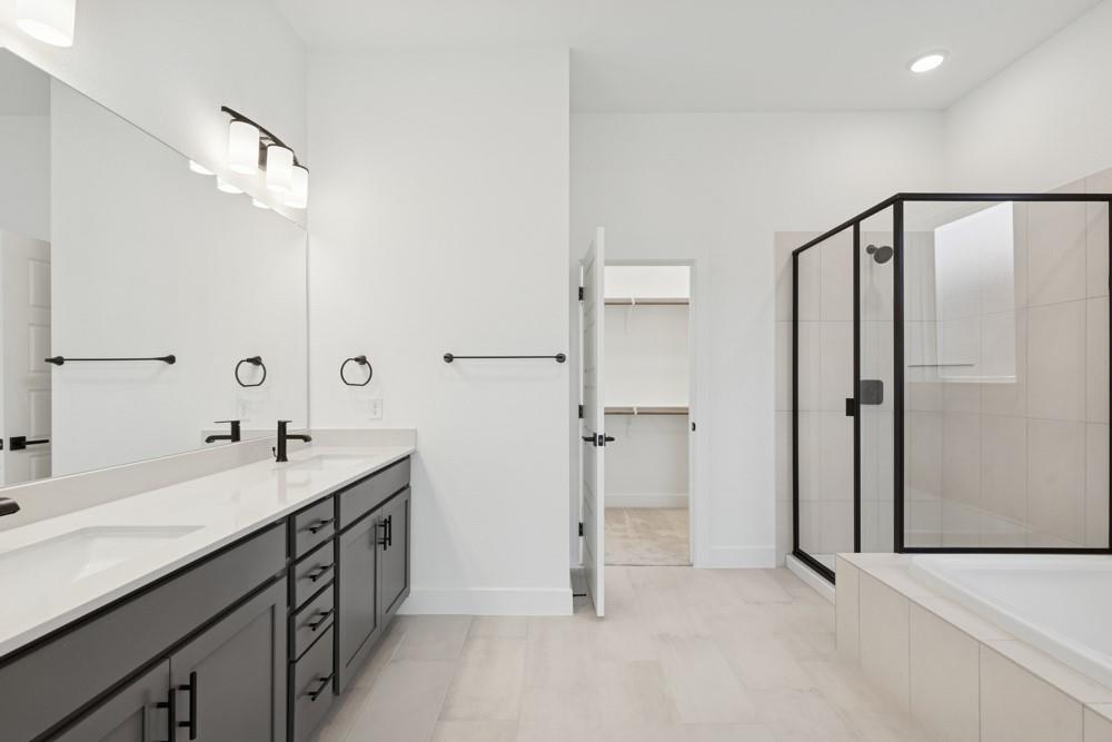 1340 Hartley Dr, Leander, TX 78641