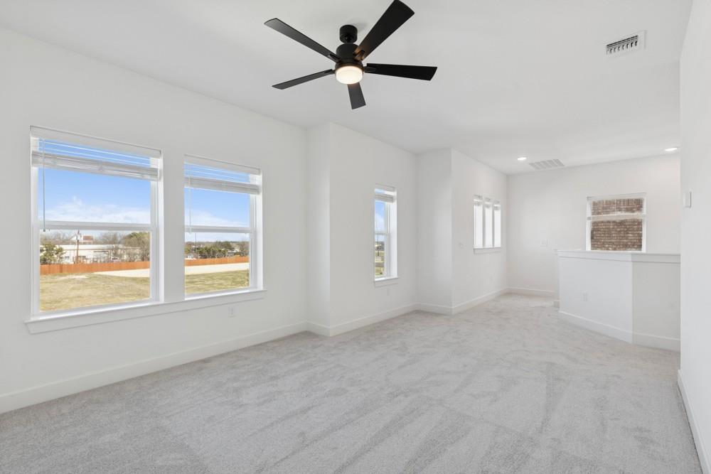 1340 Hartley Dr, Leander, TX 78641