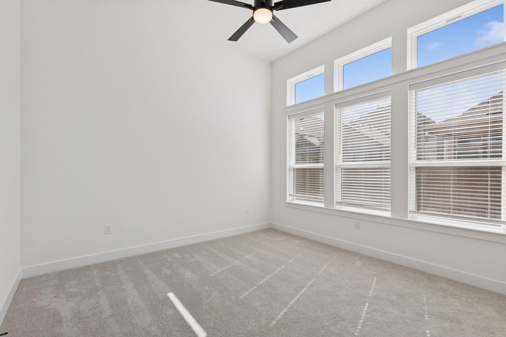 1340 Hartley Dr, Leander, TX 78641