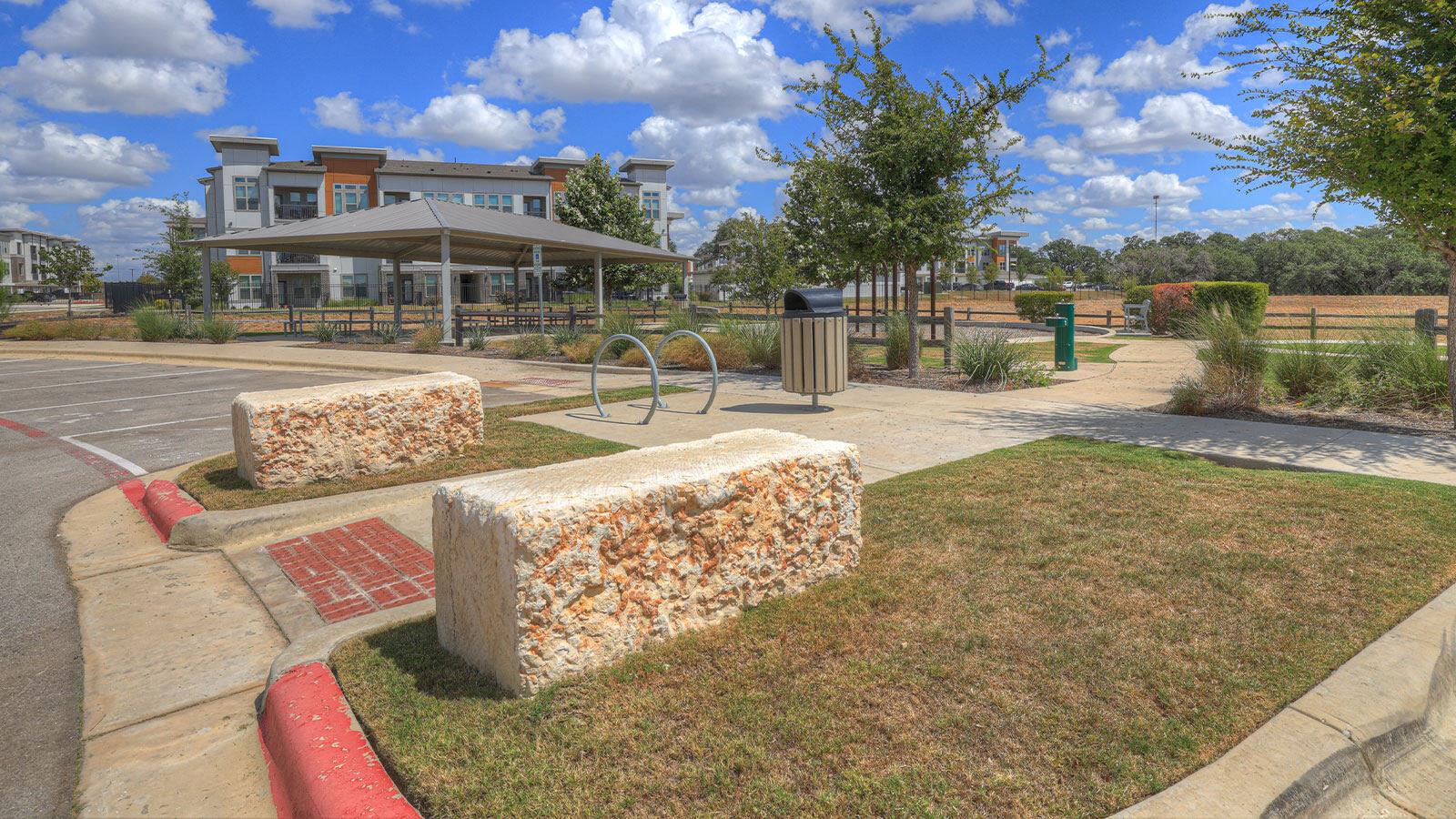 331 YELLOWSTONE Dr, Kyle, TX 78640