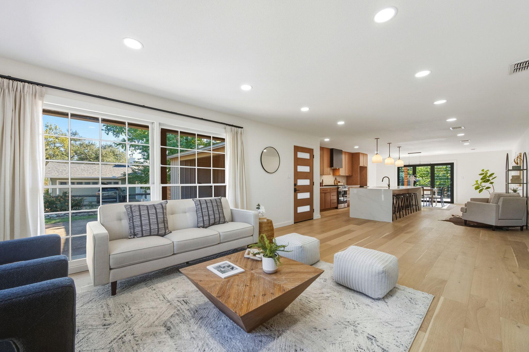 1811 Rogge Ln, Austin, TX 78723