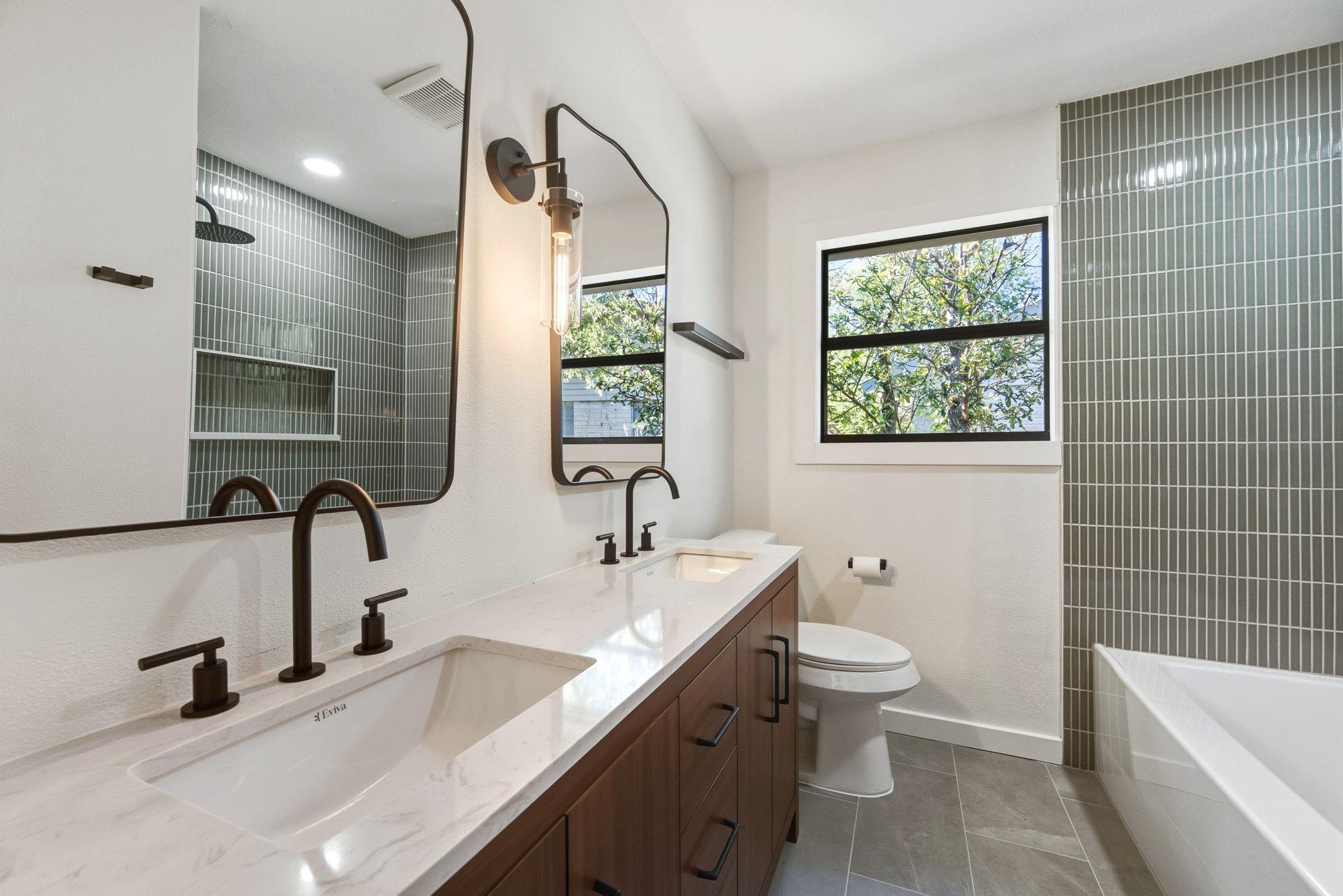 1811 Rogge Ln, Austin, TX 78723