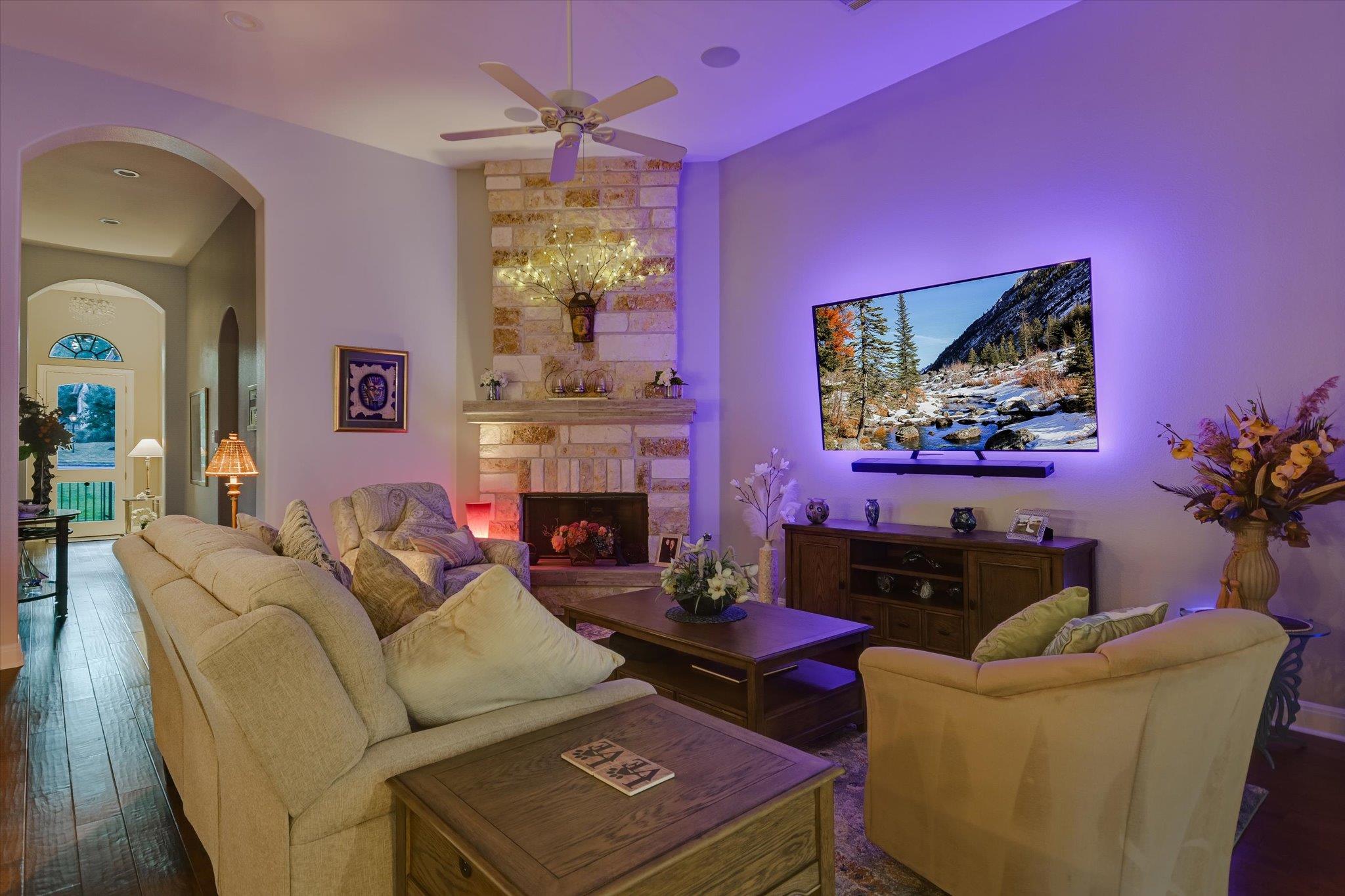 418 Indianwood Dr, Austin, TX 78738