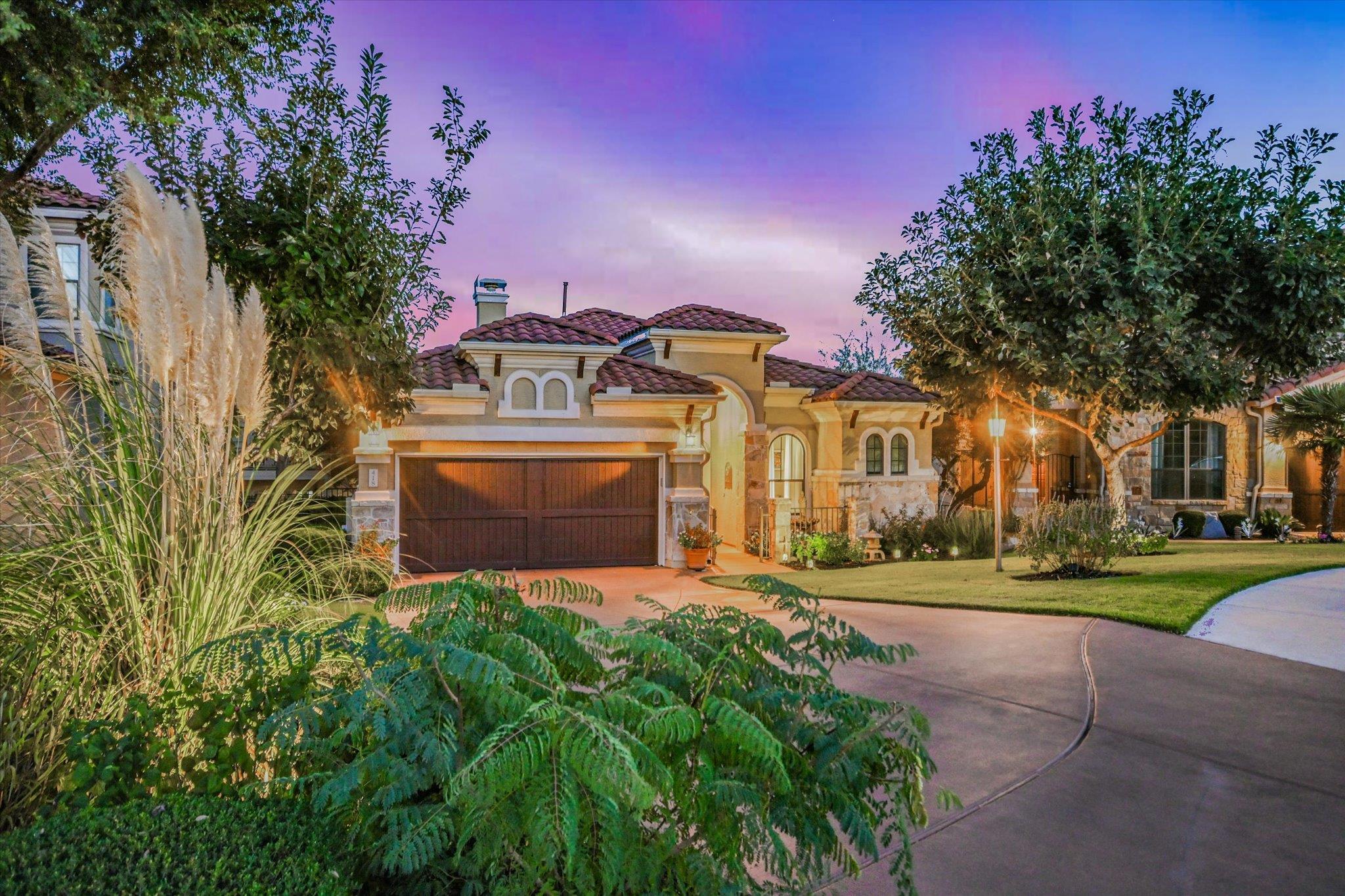 418 Indianwood Dr, Austin, TX 78738