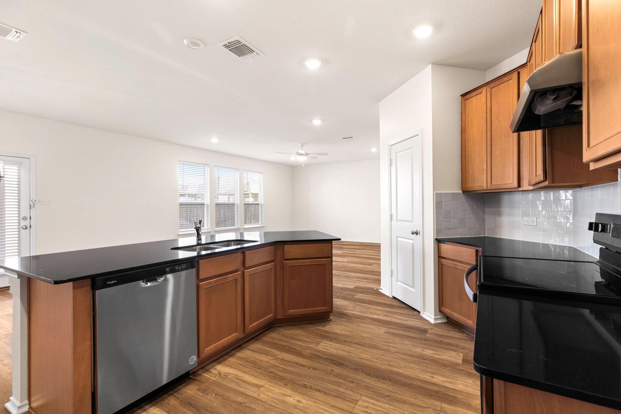 213 Skipping Stone Run, Georgetown, TX 78628