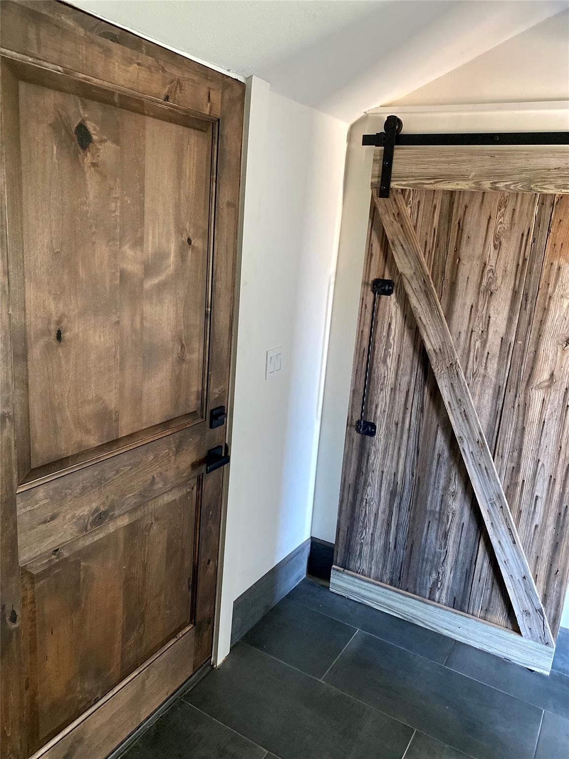 305 N HALL St, Richland Springs, TX 78643