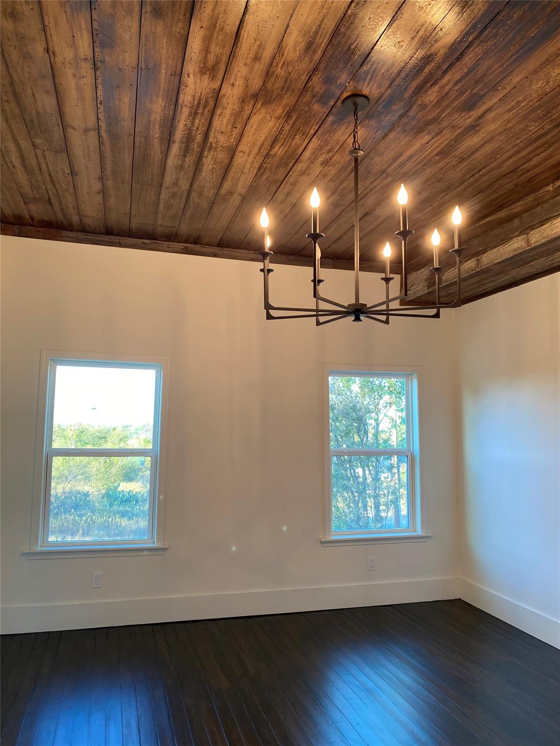 305 N HALL St, Richland Springs, TX 78643