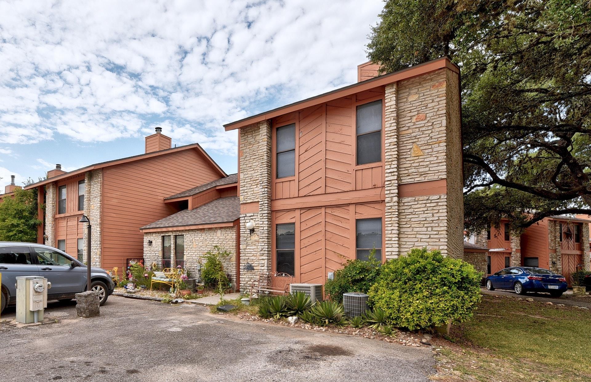 10 Cypress Fairway Vlg, Wimberley, TX 78676