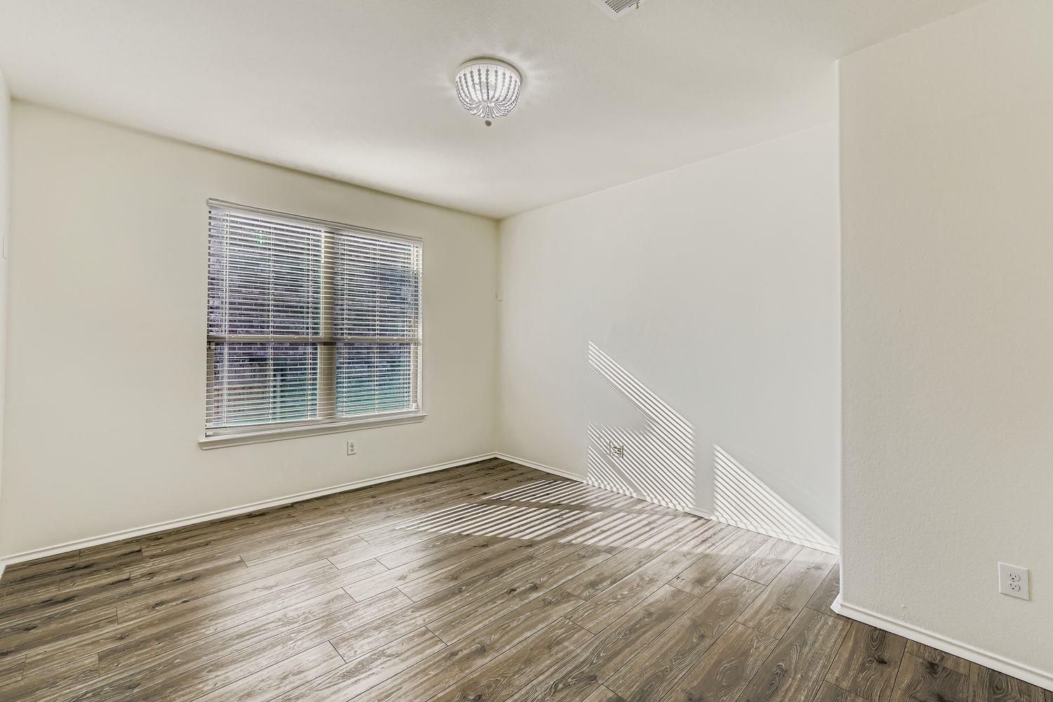 901 Water Hyacinth Loop, Leander, TX 78641