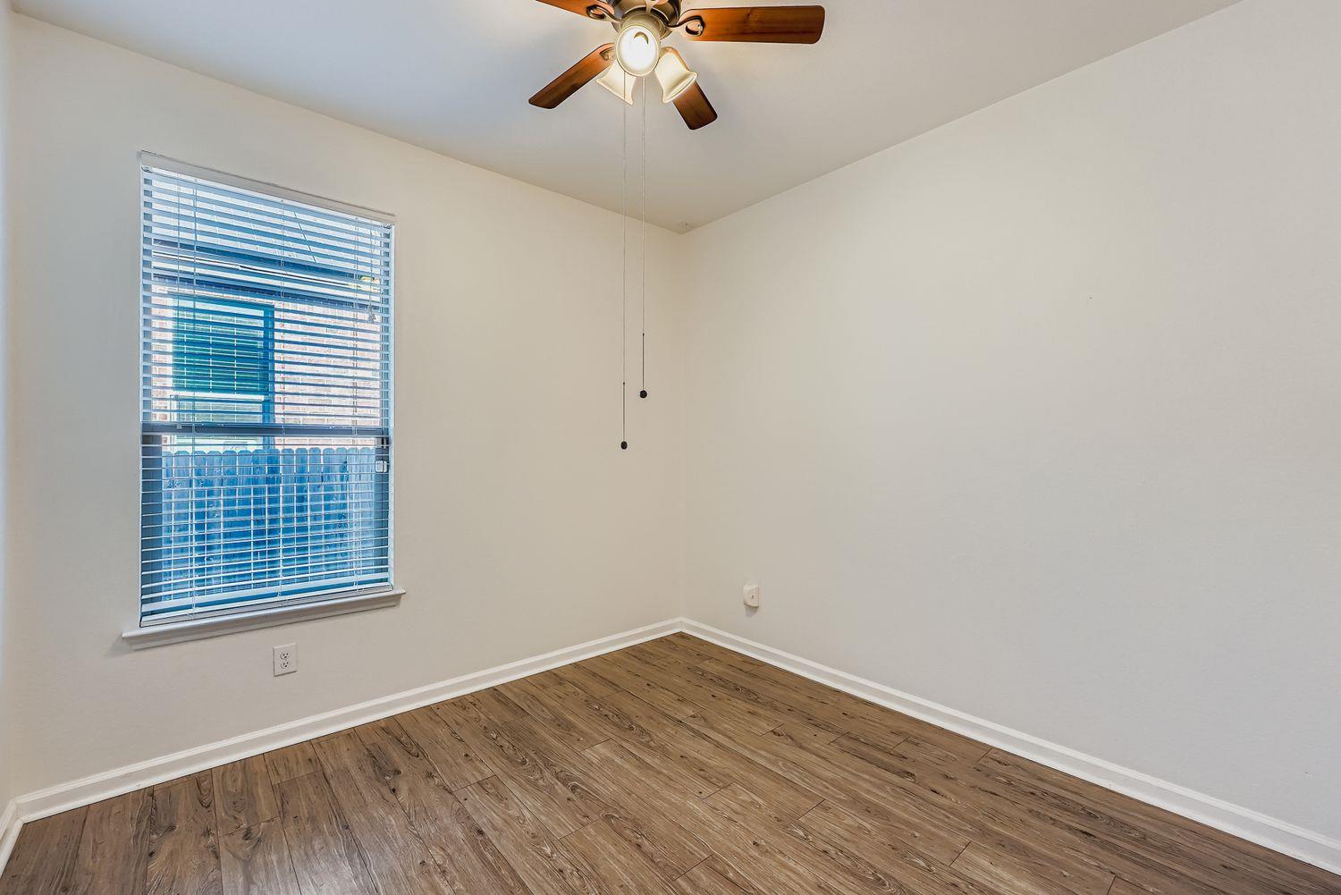 901 Water Hyacinth Loop, Leander, TX 78641