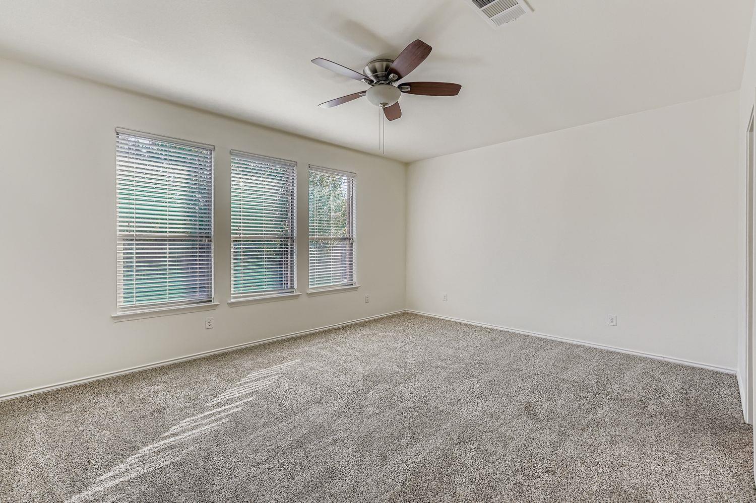 901 Water Hyacinth Loop, Leander, TX 78641