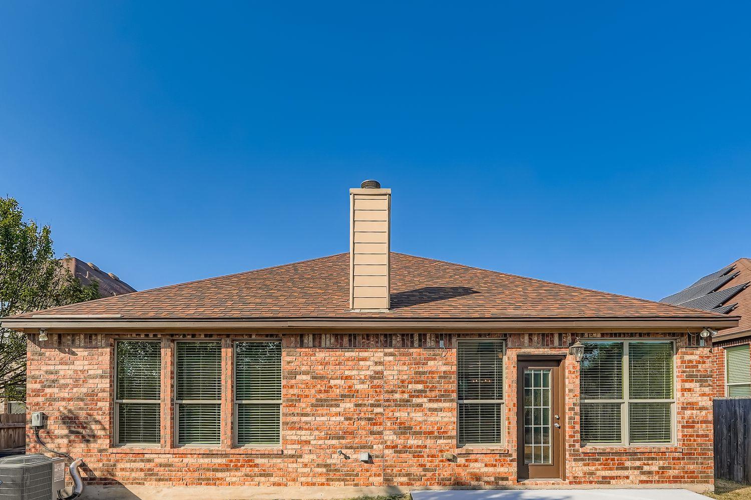 901 Water Hyacinth Loop, Leander, TX 78641