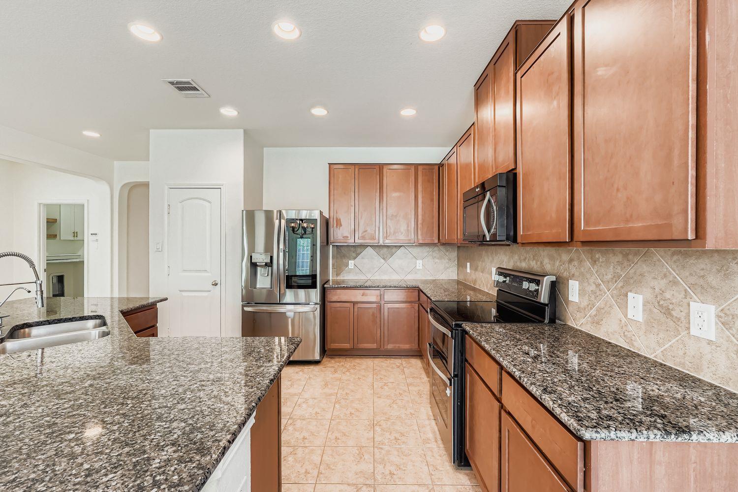 901 Water Hyacinth Loop, Leander, TX 78641