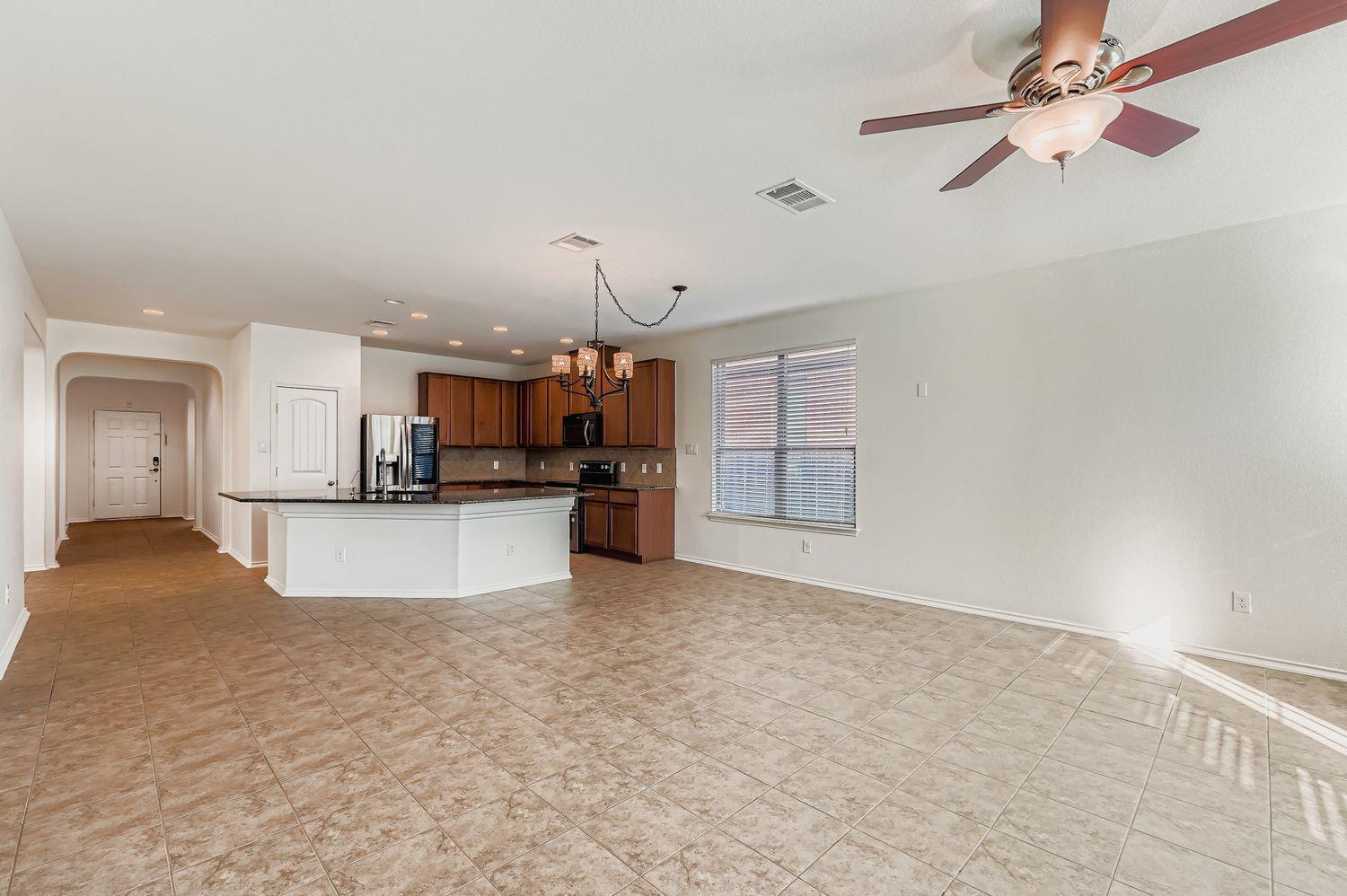 901 Water Hyacinth Loop, Leander, TX 78641