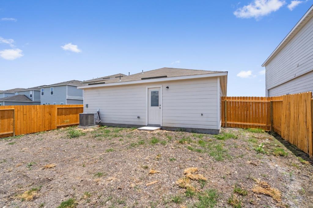 966 Shady Brk, New Braunfels, TX 78132