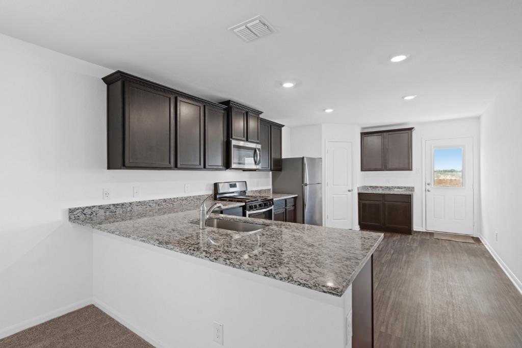 966 Shady Brk, New Braunfels, TX 78132