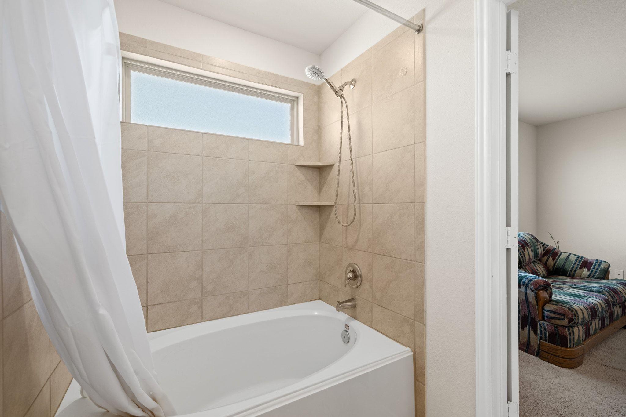 428 Major Lee Ln, Jarrell, TX 76537