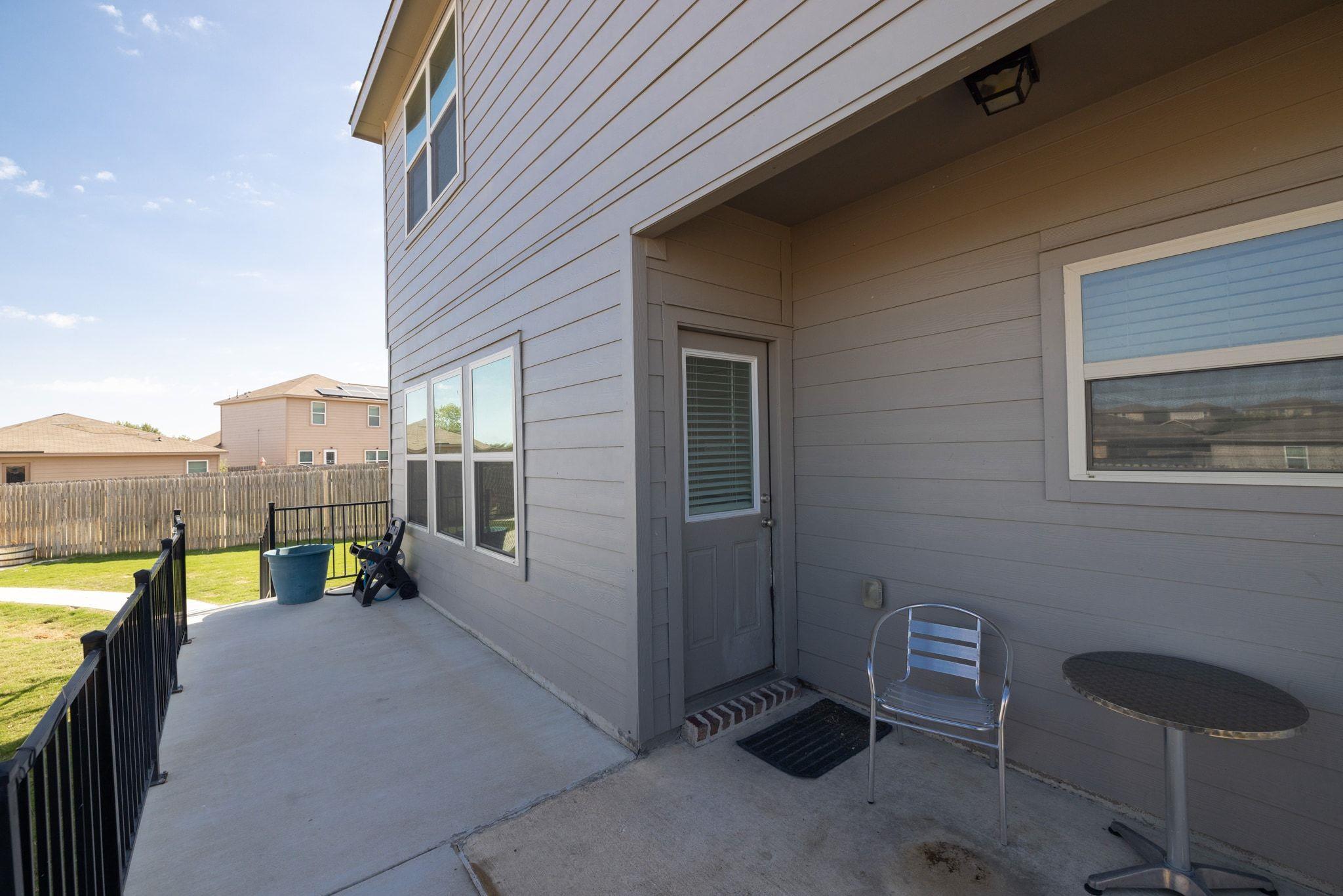 428 Major Lee Ln, Jarrell, TX 76537