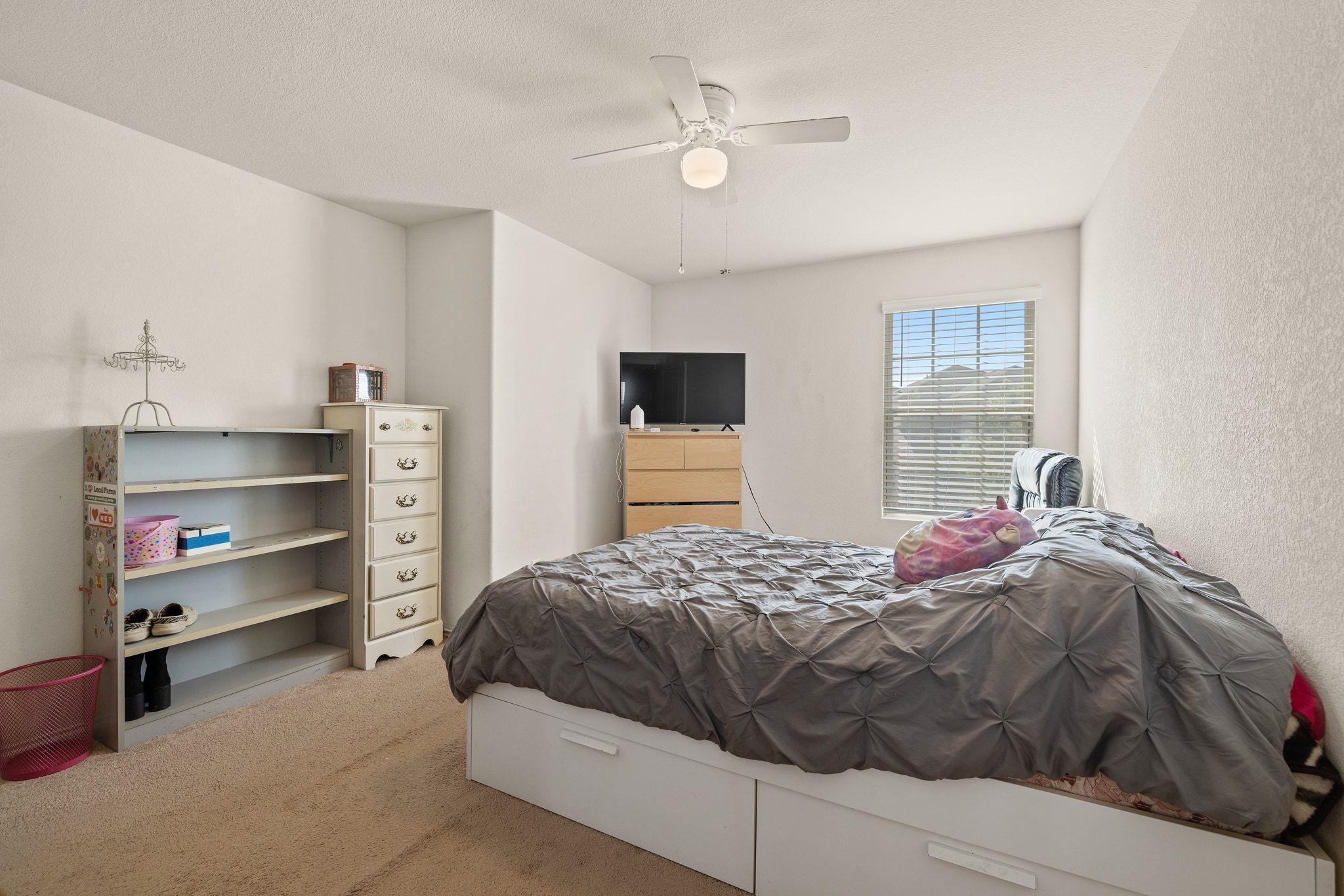 428 Major Lee Ln, Jarrell, TX 76537