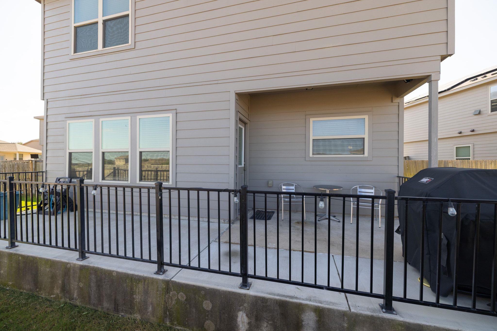 428 Major Lee Ln, Jarrell, TX 76537