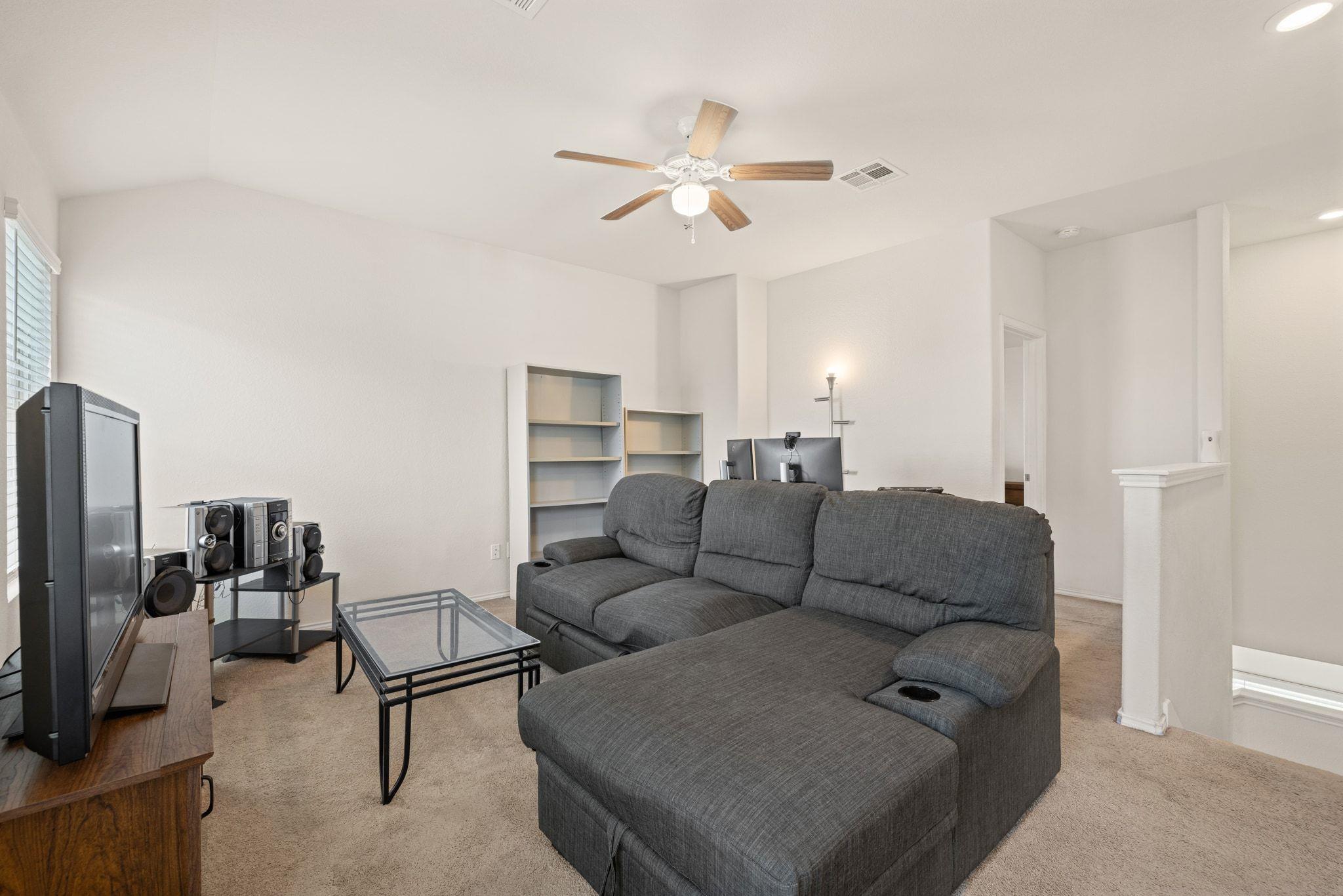 428 Major Lee Ln, Jarrell, TX 76537