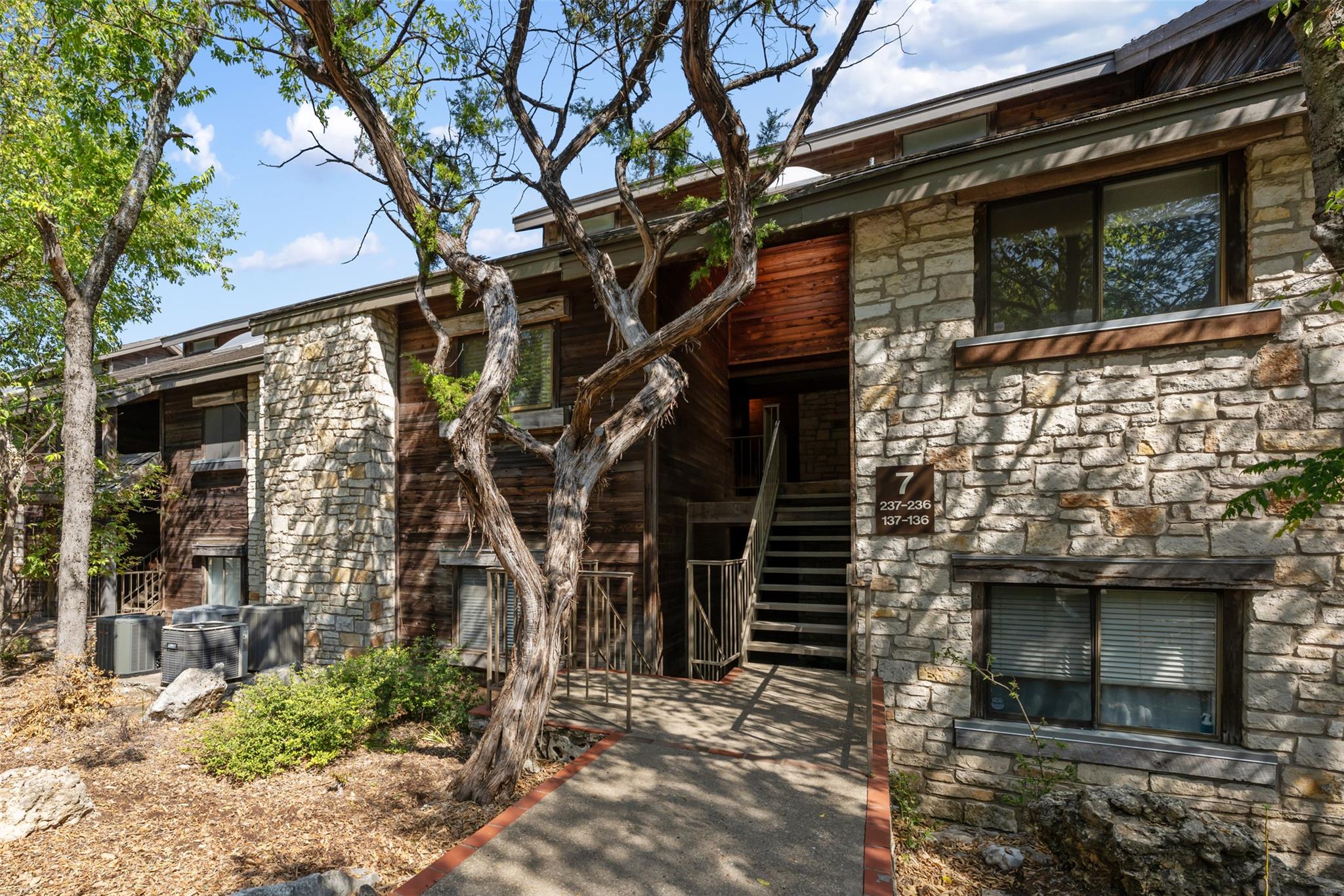 8200 Neely Dr # 237, Austin, TX 78759